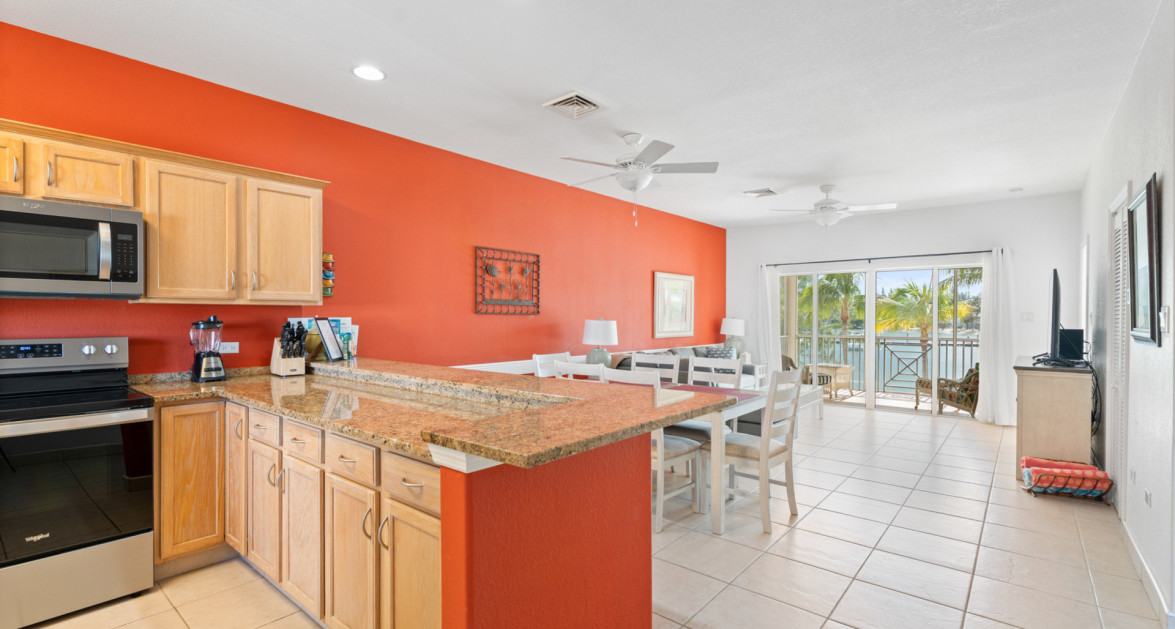 Kaibo Phase 2, Top Floor Condo with storage unit - Image 4