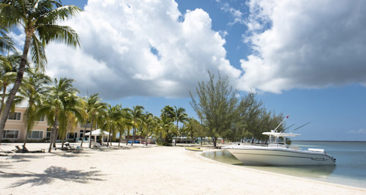 Kaibo Phase 2, Top Floor Condo with storage unit - Image 12
