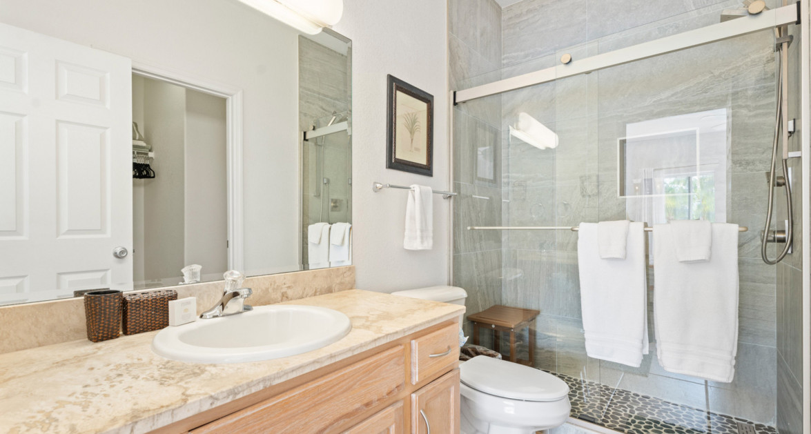 Kaibo Phase 2, Top Floor Condo with storage unit - Image 19