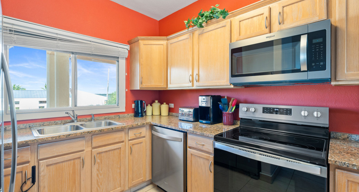 Kaibo Phase 2, Top Floor Condo with storage unit - Image 6