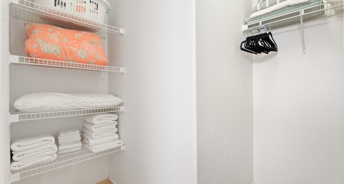 Kaibo Phase 2, Top Floor Condo with storage unit - Image 20