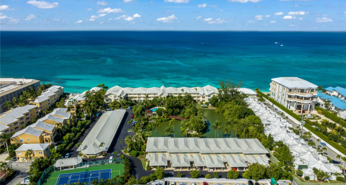 Laguna Del Mar #6 | Seven Mile Beach – Waterfront condo with excellent rental income - Image 26