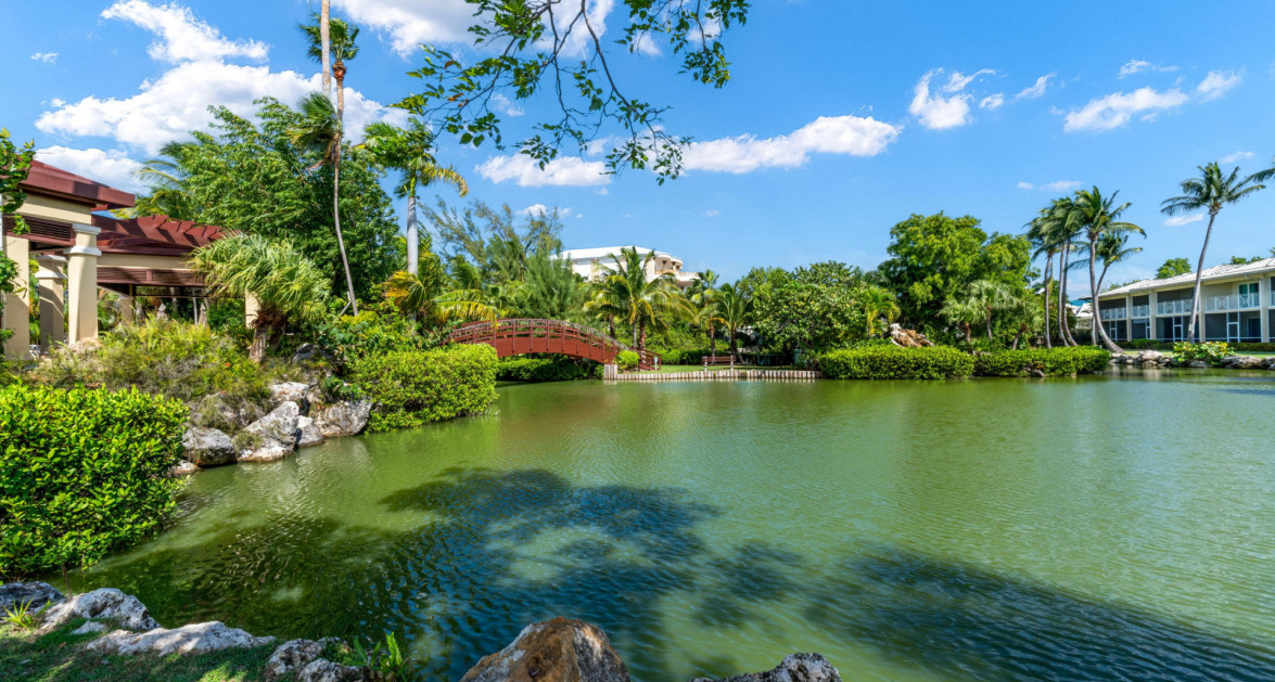 Laguna Del Mar #6 | Seven Mile Beach – Waterfront condo with excellent rental income - Image 24