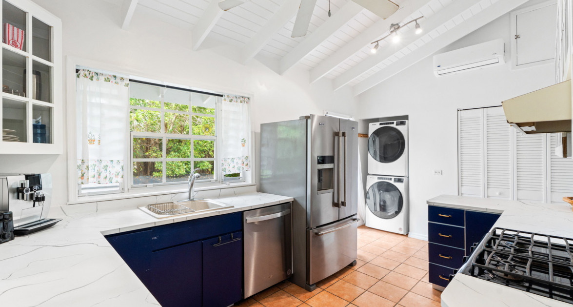 Lahala Treehouse Cottage - Image 24