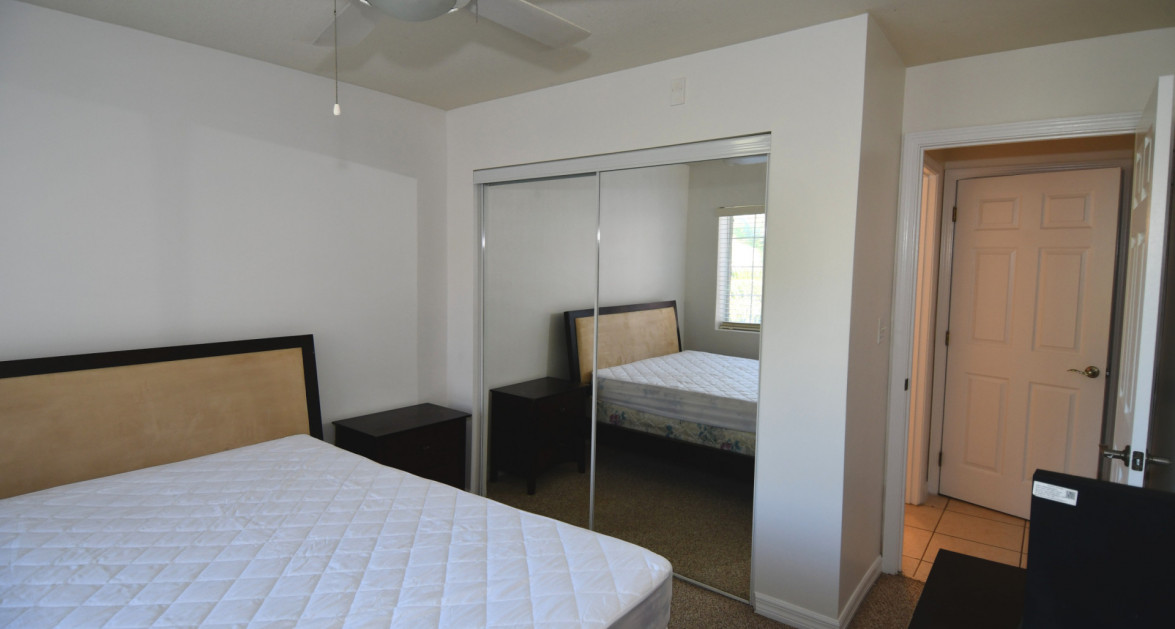 Lakeside 2 Bed - Image 3