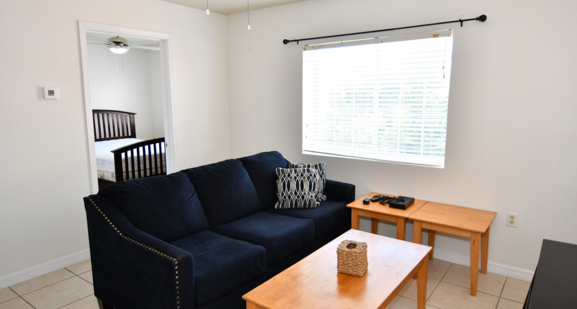 Lakeside 2 Bed - Image 6