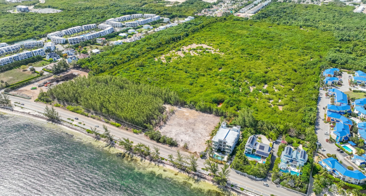 LANDMARK SOUTH SOUND BEACHFRONT ACREAGE (21.5 Acres) - Image 4