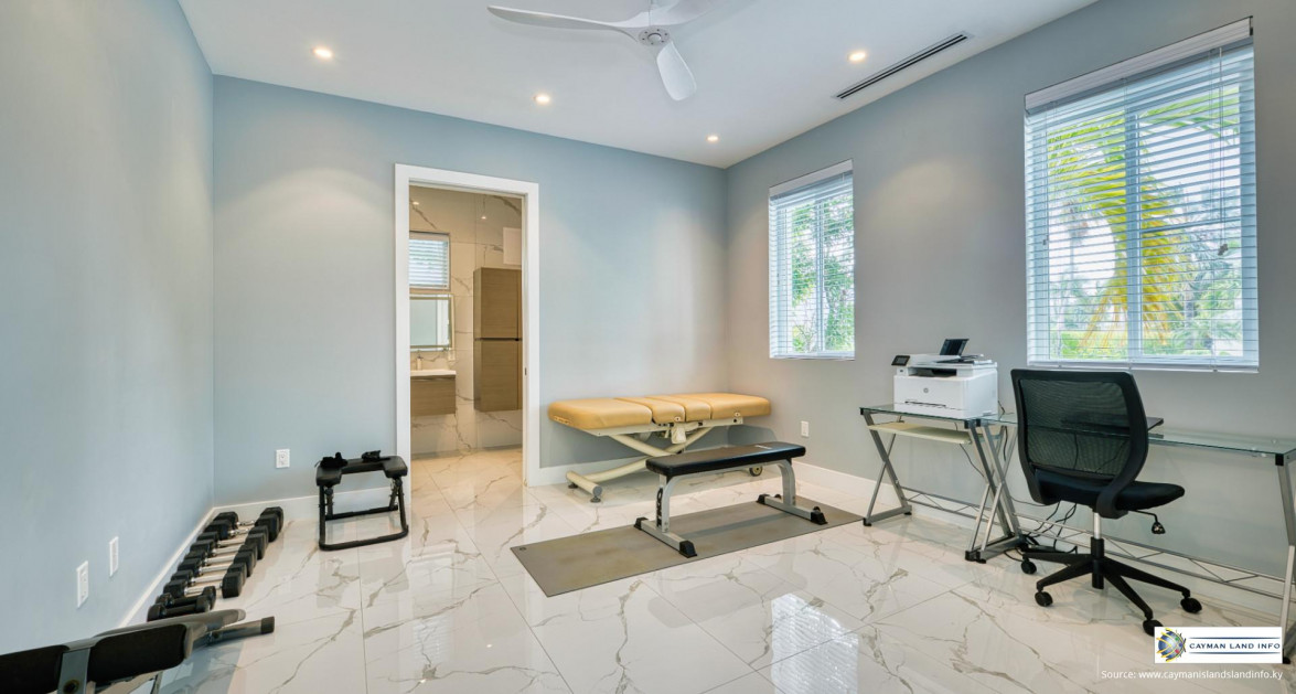 LE BLANC AT BRITANNIA ESTATES | SEVEN MILE BEACH - Image 13