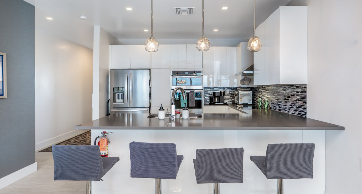 Lighthouse Point #304 Top Floor Corner - Image 12