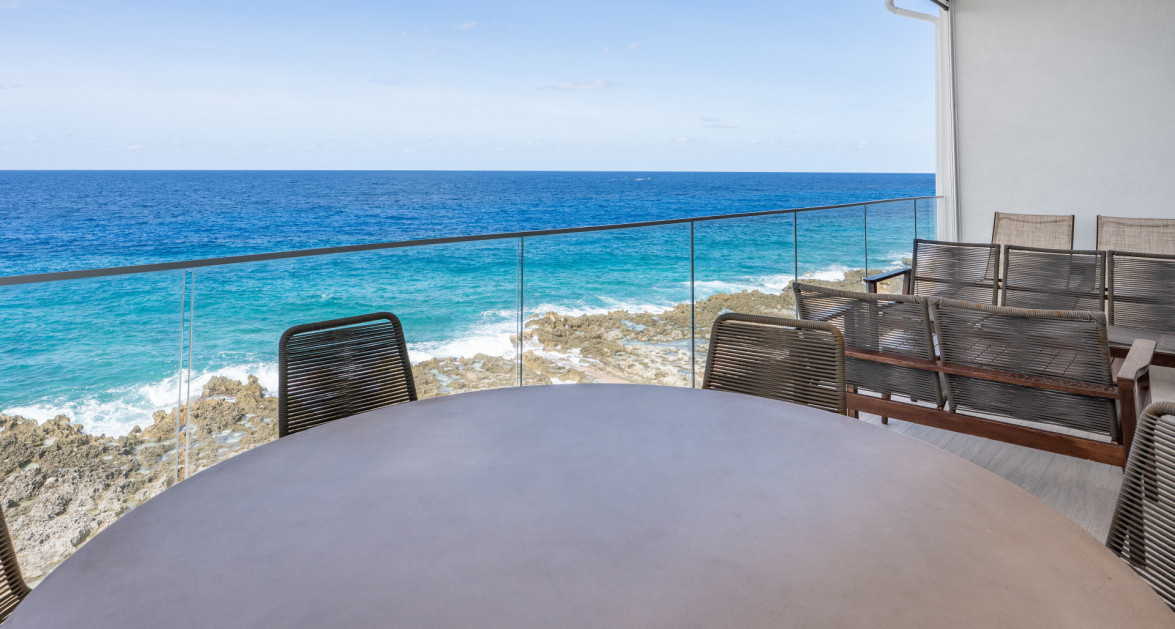 Lighthouse Point #304 Top Floor Corner - Image 2