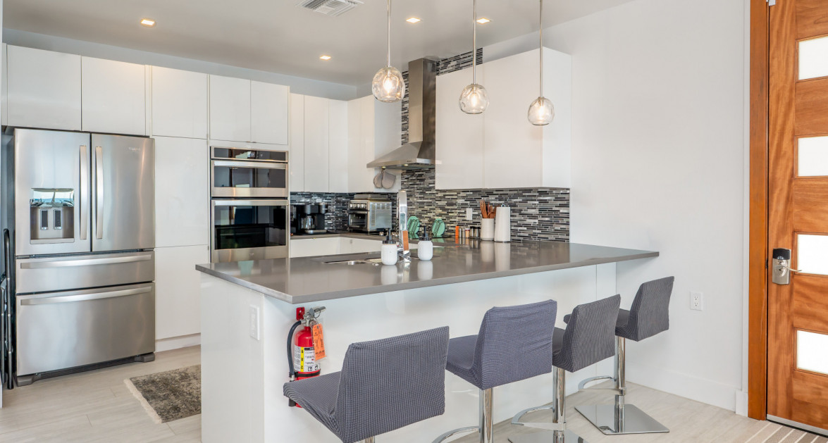 Lighthouse Point #304 Top Floor Corner - Image 11