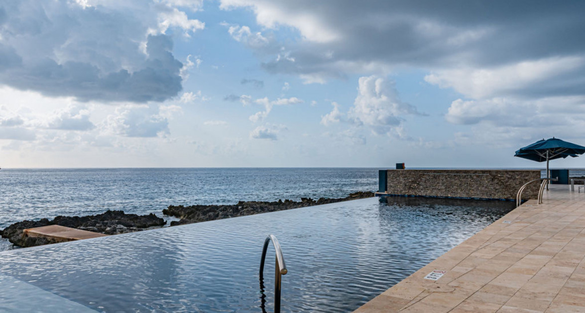 Lighthouse Point #304 Top Floor Corner - Image 2