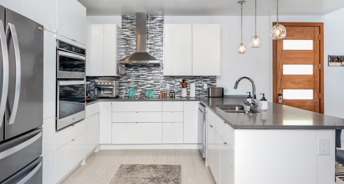 Lighthouse Point #304 Top Floor Corner - Image 13