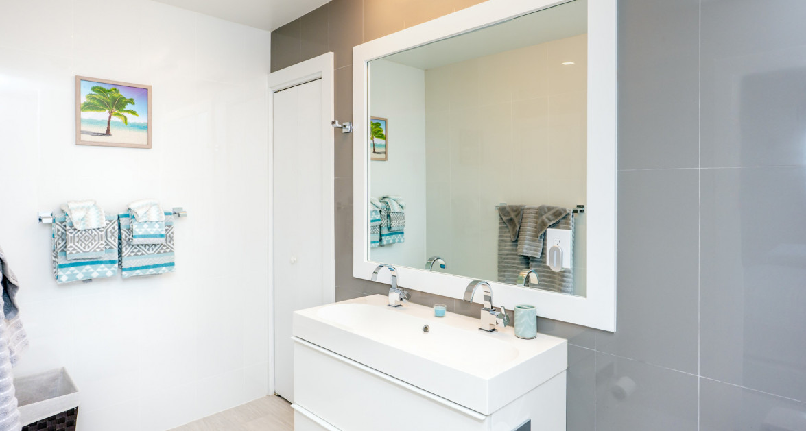 Lighthouse Point #304 Top Floor Corner - Image 15