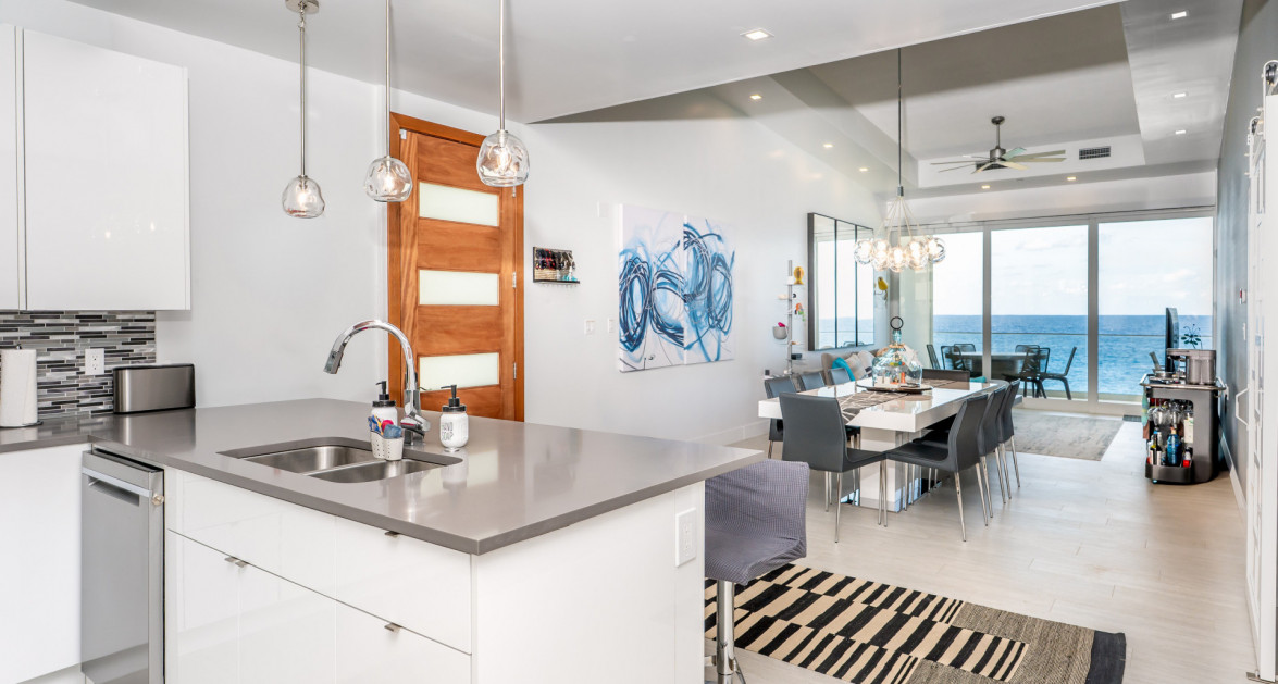 Lighthouse Point #304 Top Floor Corner - Image 10