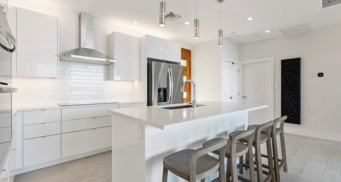 Lighthouse Point Residences #103 - Image 4