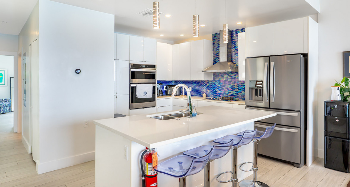 Lighthouse Point Residences - Prime Corner Unit - Image 2