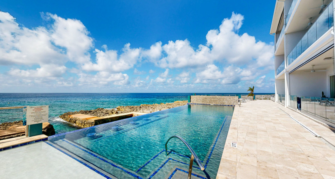 Lighthouse Point Residences - Prime Corner Unit - Image 19
