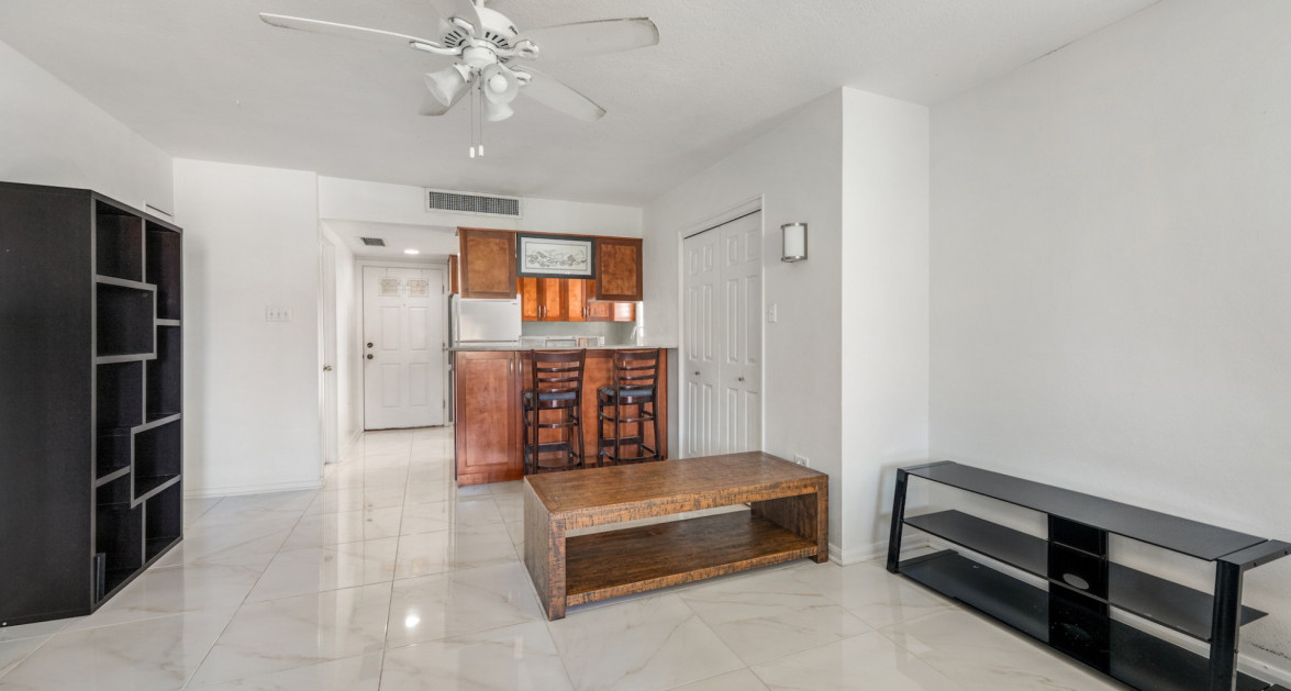 Lime Tree Bay #38 - Image 8