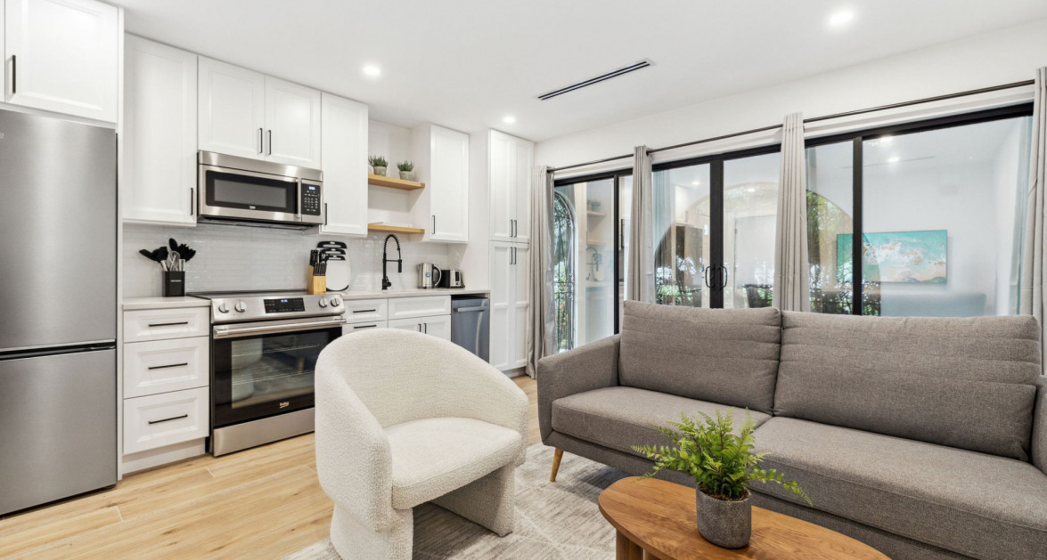 Lime Tree Bay #55 - Image 1