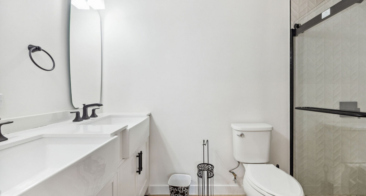 Lime Tree Bay #55 - Image 10