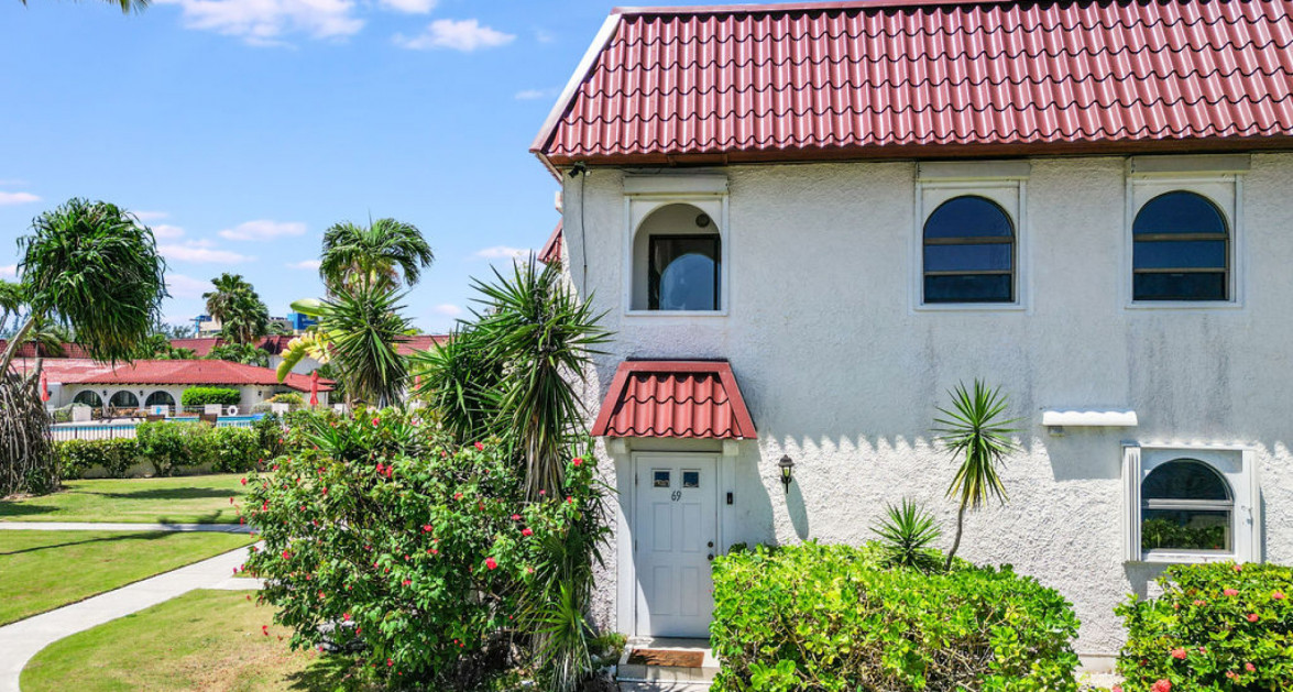 Lime Tree Bay #55 - Image 15