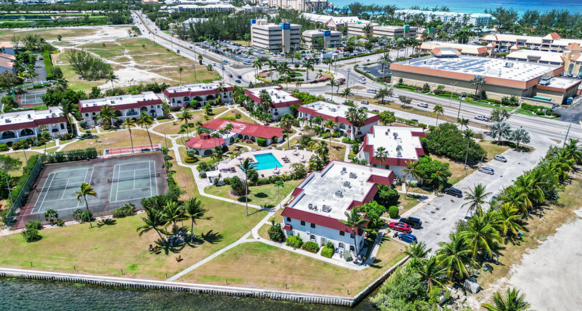 Lime Tree Bay #55 - Image 14