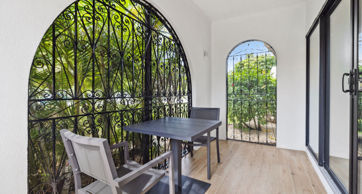 Lime Tree Bay #55 - Image 11