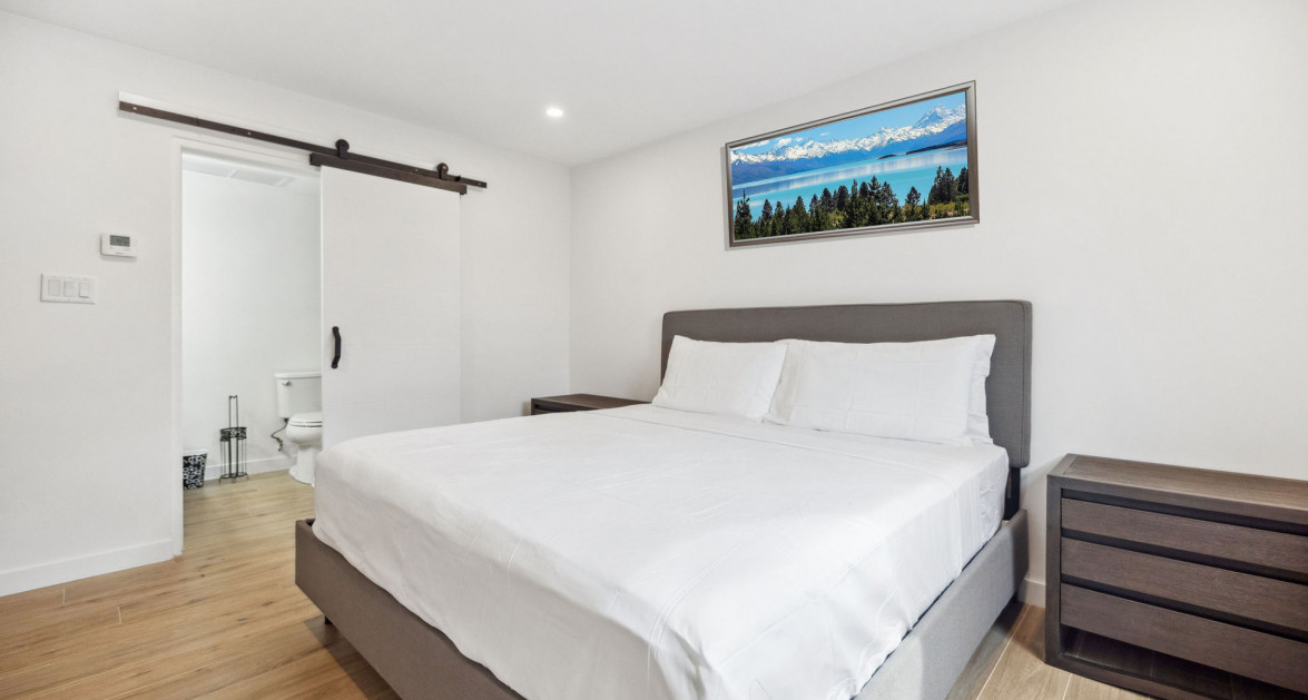 Lime Tree Bay #55 - Image 7