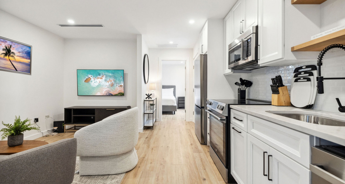 Lime Tree Bay #55 - Image 4