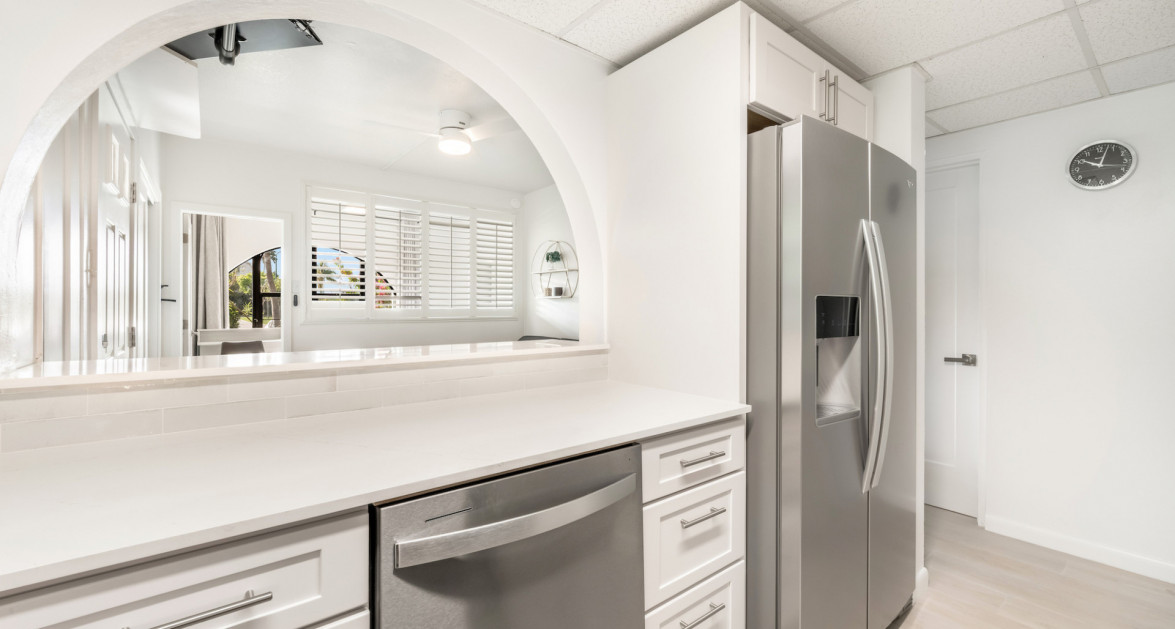 Lime Tree Bay Upgraded Studio - Image 3