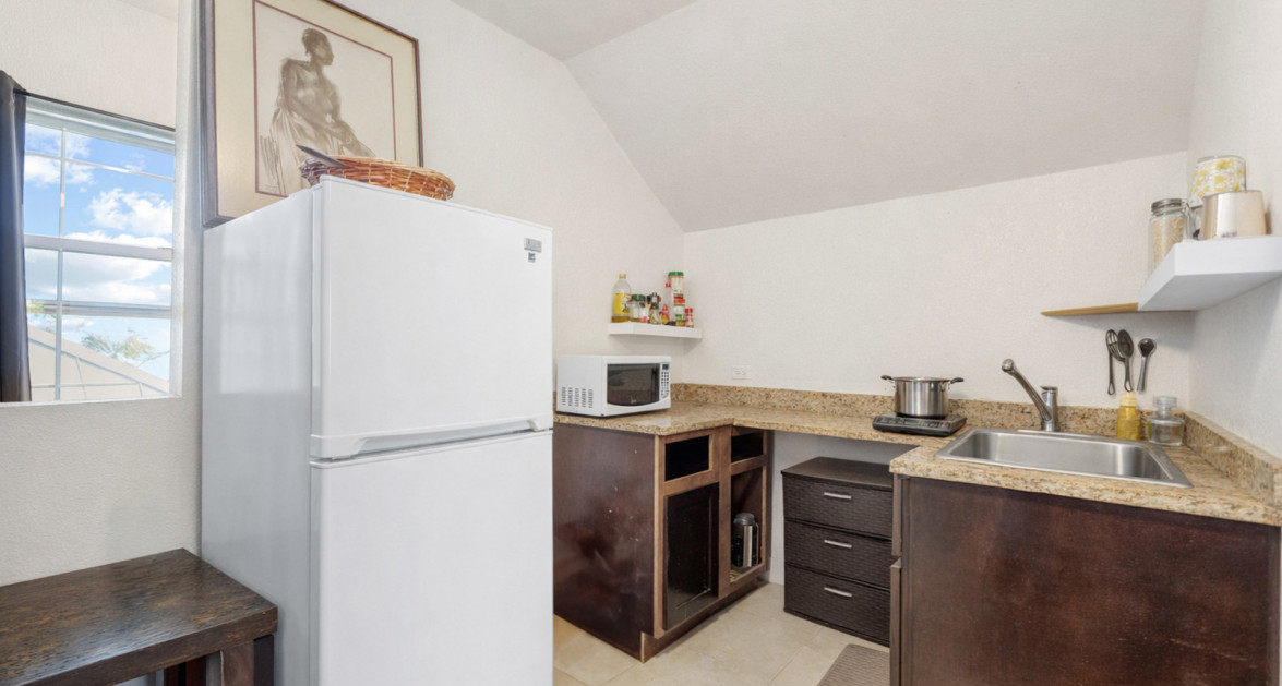 Lookout Gardens Family Estate - Image 24