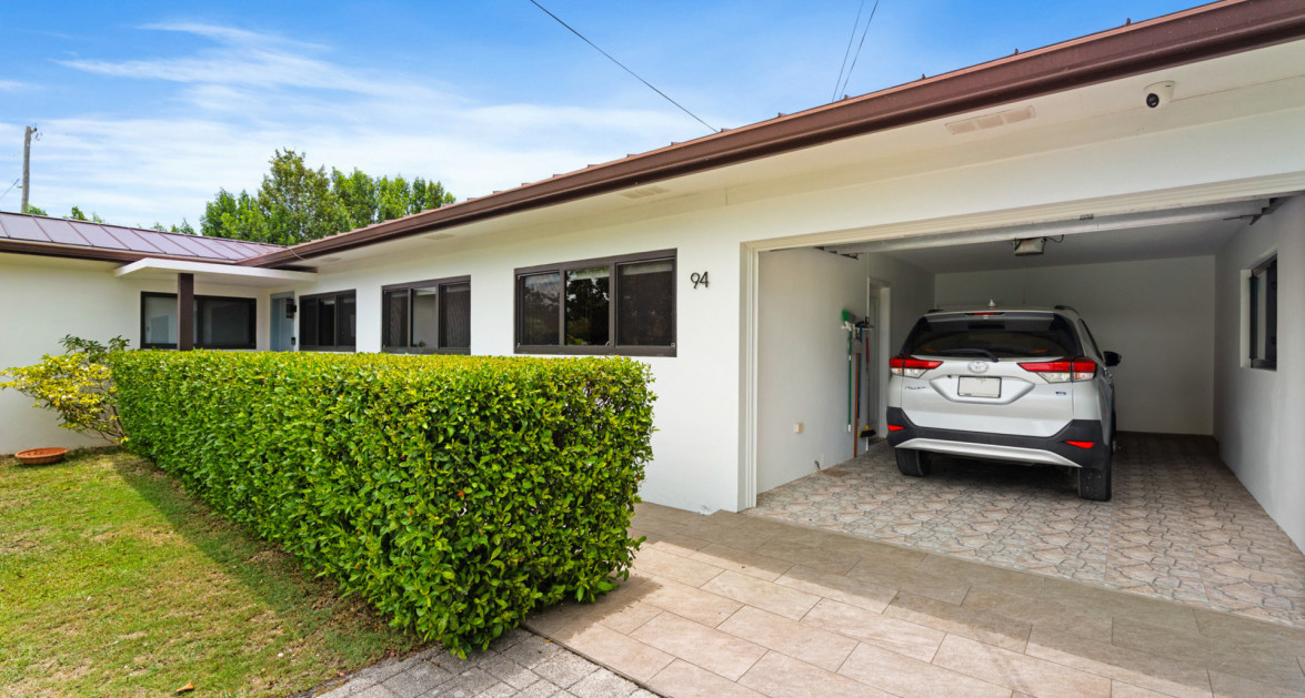 Melmac Ave #92 & #94 | South Sound – Single Family Home with Cottage set on 0.5 acre plot - Image 3