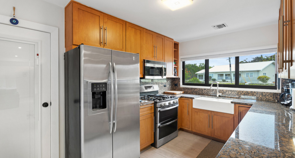 Melmac Ave #92 & #94 | South Sound – Single Family Home with Cottage set on 0.5 acre plot - Image 12