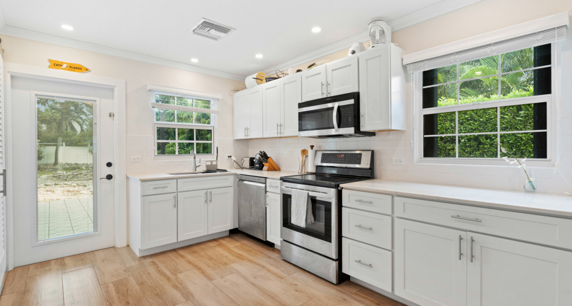 Melmac Ave #92 & #94 | South Sound – Single Family Home with Cottage set on 0.5 acre plot - Image 33