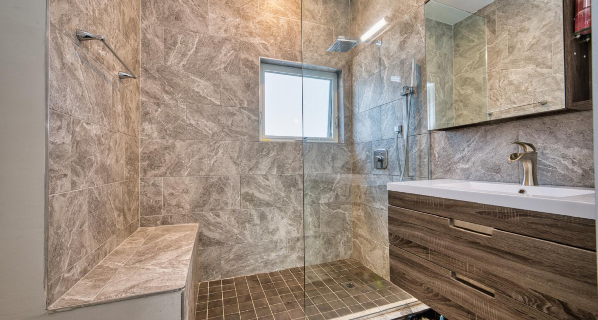 Modern & Stylish 1 BR - 1.5 BA Townhome - Image 5