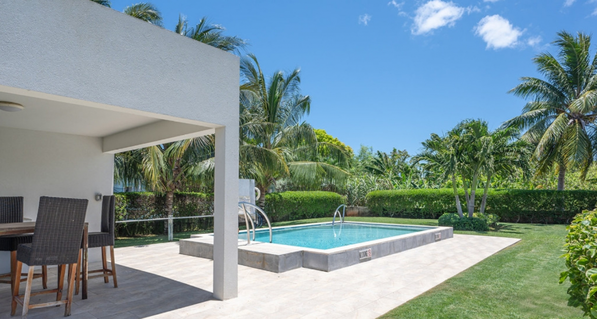 Modern & Stylish 1 BR - 1.5 BA Townhome - Image 7