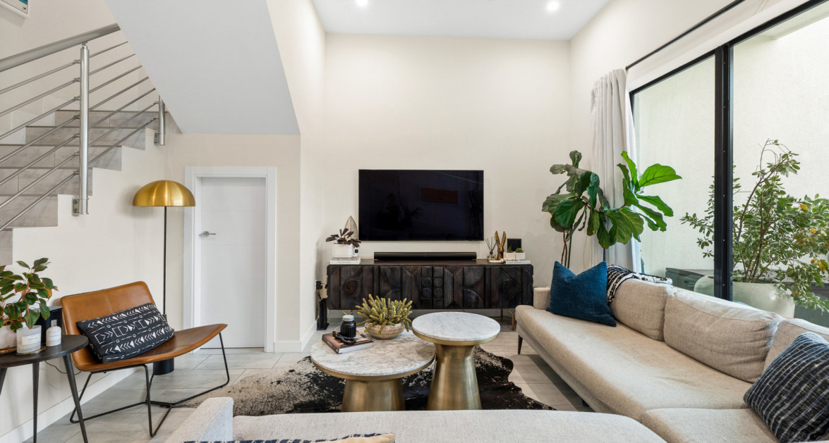 MODERN VELA TOWN HOME #147 (3 BED, 3.5 BATH PH 3) - Image 12