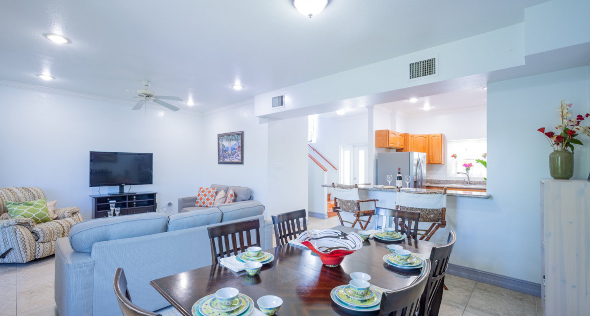 Near Everything 2 Bed 2.5 bath at Triumph Village Condo in GT - Image 1