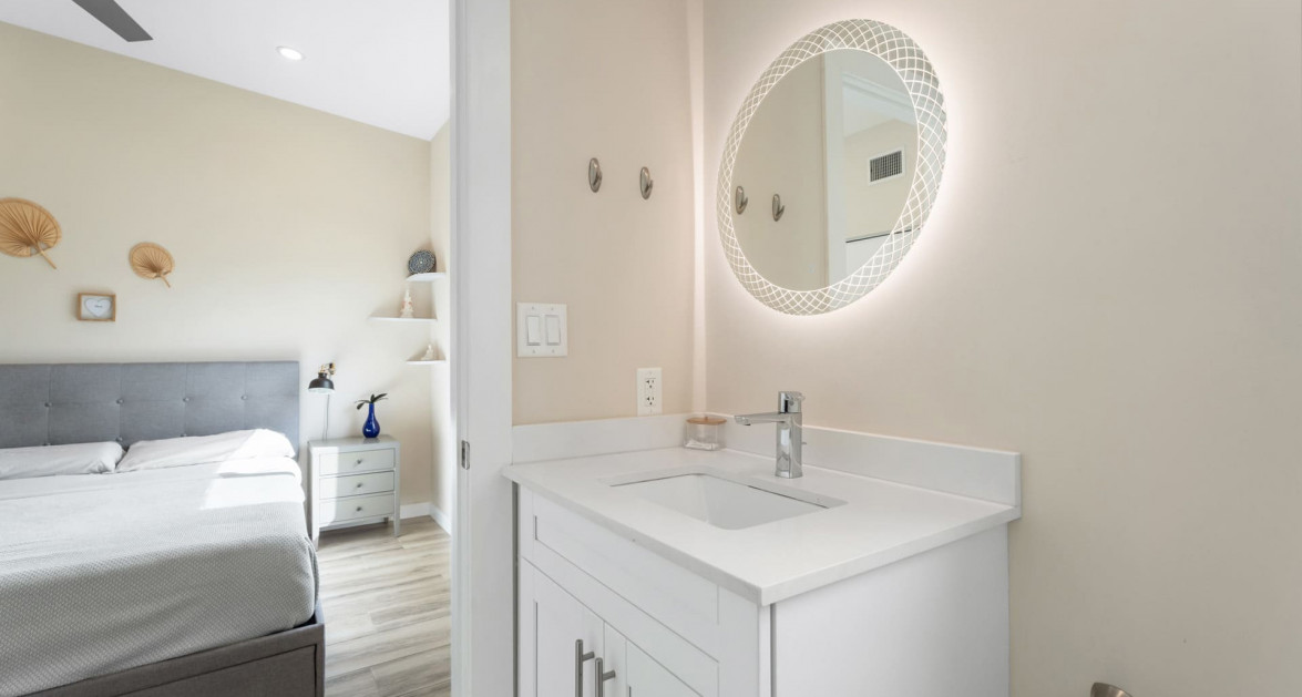 Never Rented Top Floor 1-Bed DownTown Reach - Image 38