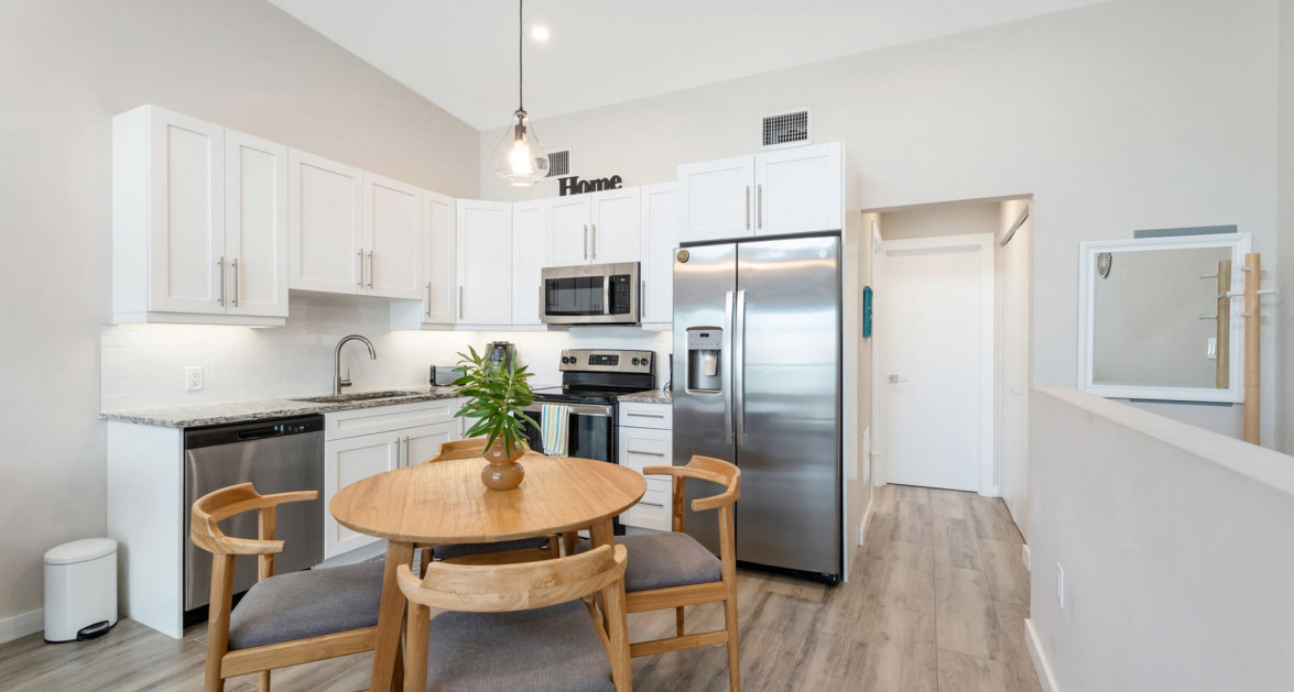 Never Rented Top Floor 1-Bed DownTown Reach - Image 15