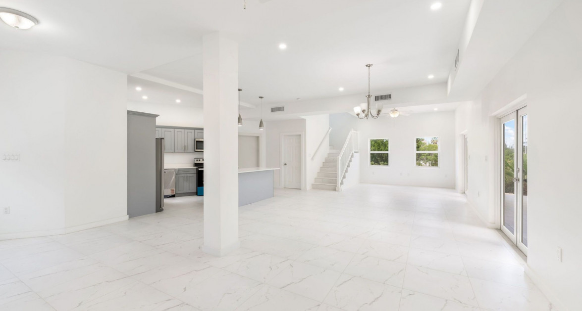 New NS Estates Canal Front 4 Bed on Green Street - Image 16