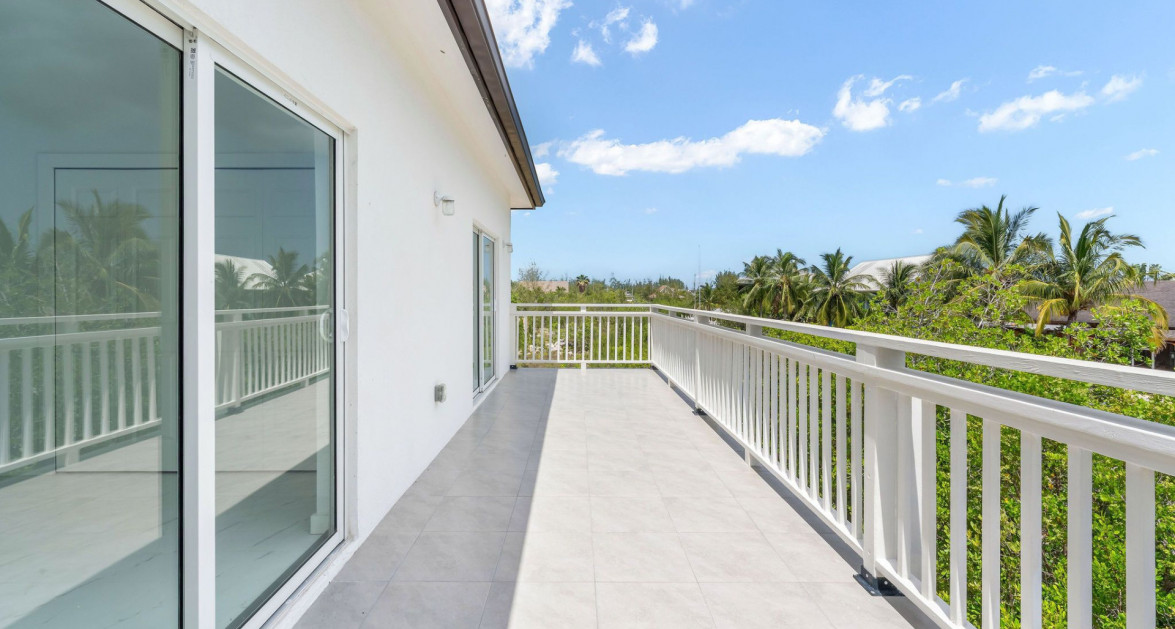 New NS Estates Canal Front 4 Bed on Green Street - Image 7