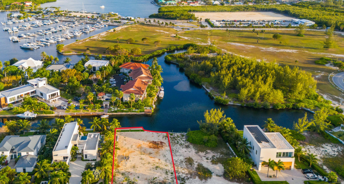 North Creek at The Yacht Club | Fenced, Gated and with New Dock - Image 2
