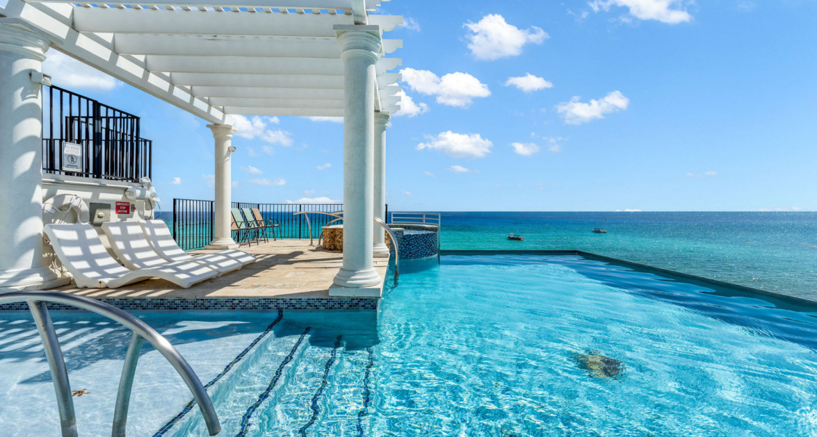 Oasis 7 - Beachfront Estate - Image 40