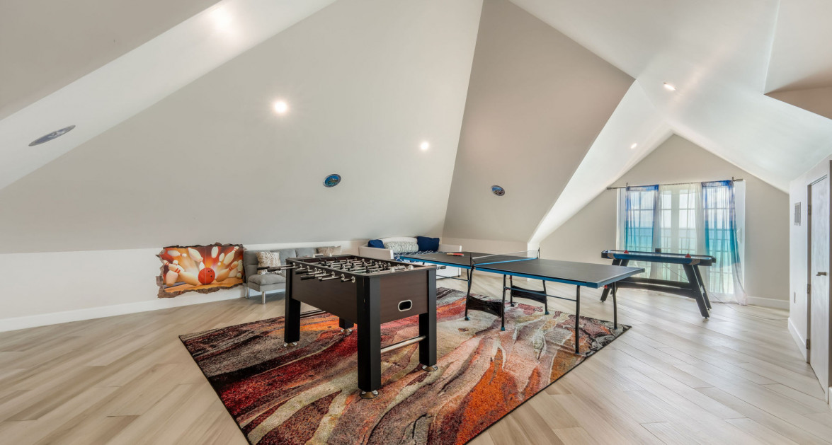 Oasis 7 - Beachfront Estate - Image 37