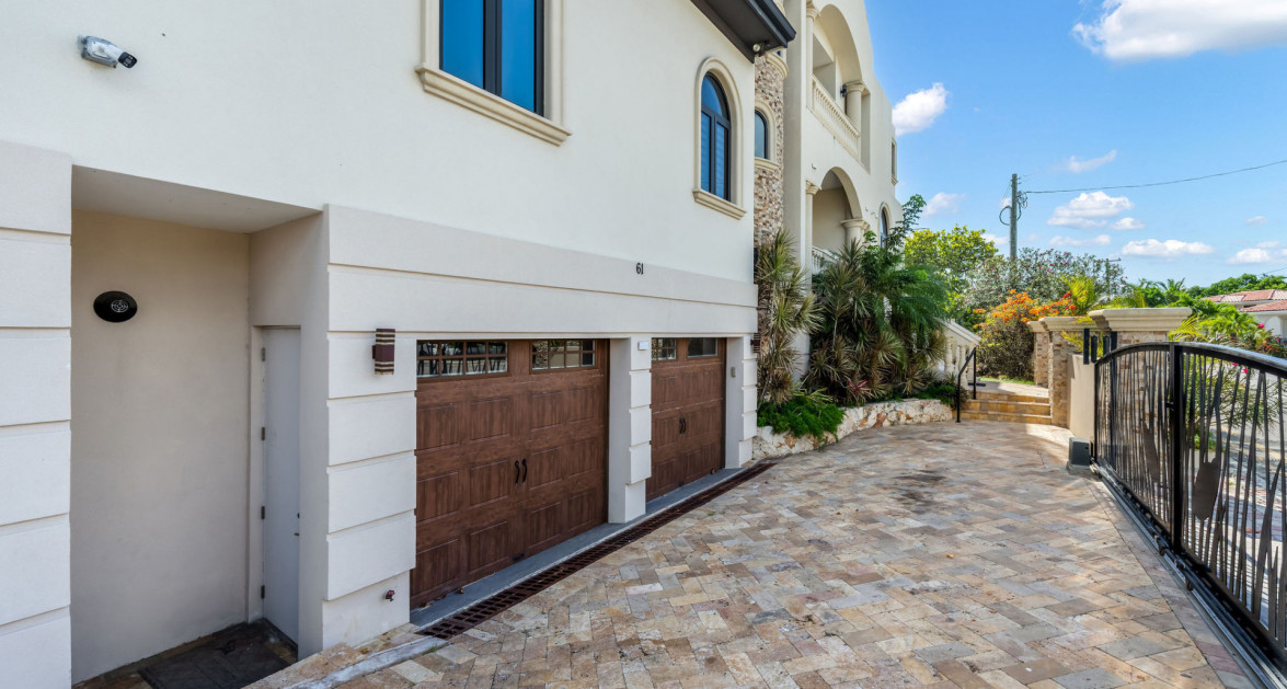 Oasis 7 - Beachfront Estate - Image 45