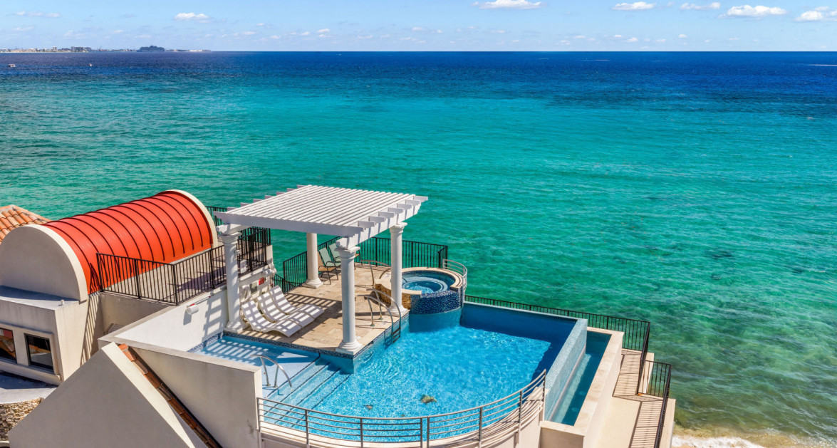 Oasis 7 - Beachfront Estate - Image 39