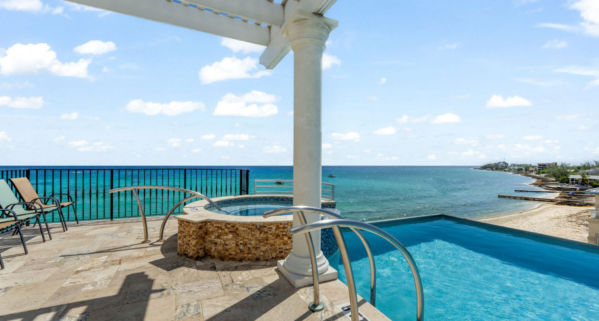 Oasis 7 - Beachfront Estate - Image 41