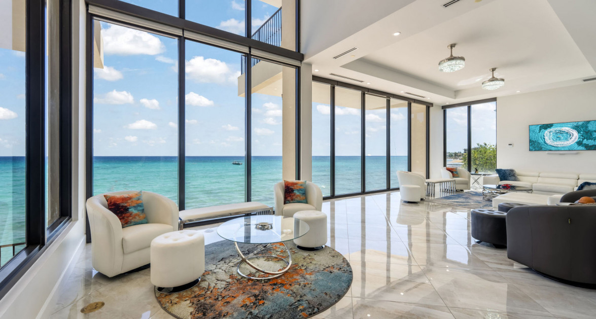 Oasis 7 - Beachfront Estate - Image 12